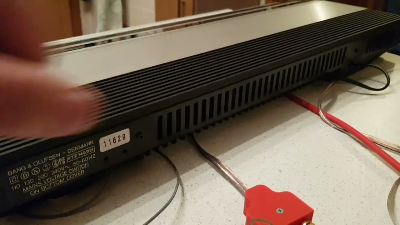 Bang Olufsen Beomaster 1900 - YouTube