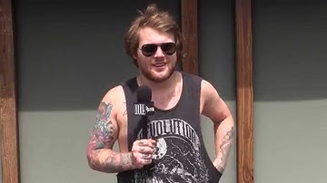 UTG TV: Mayhem Fest 2014 With Asking Alexandria : Danny Worsnop Interview