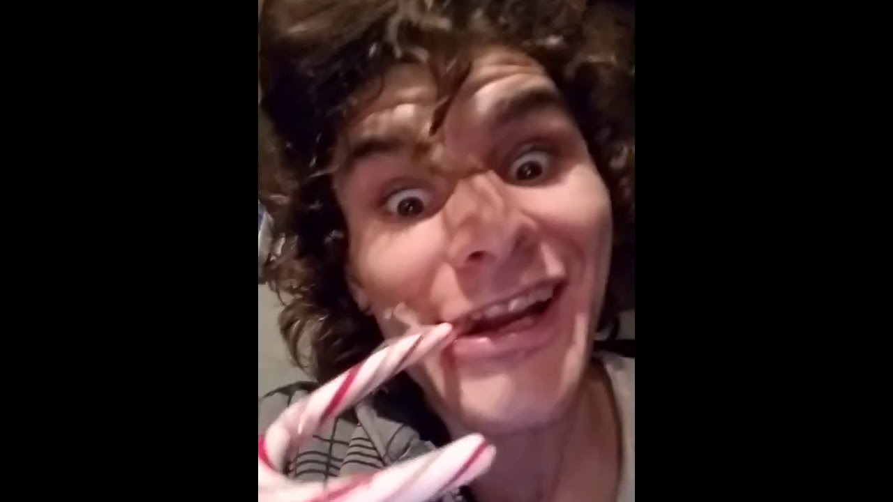 The crack head easter bunny - YouTube