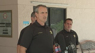 Convicted felon grabs baby, flees into woods following domestic incident in Florida