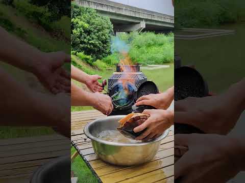 موقد الحطب الذي لا يدخن يمكن أن يحرق الدخان في النار