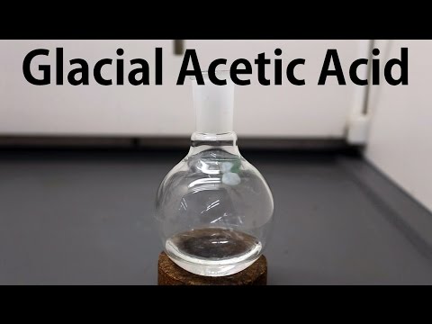 Video: Jaký je rozdíl mezi ledovou kyselinou octovou a octem