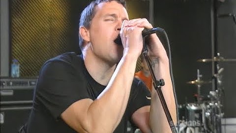 blink-182 - AOL Sessions (but the mix sounds good)
