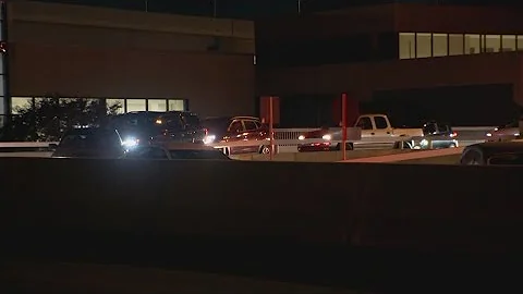 Holiday travel causes major traffic jam at DFW Airport