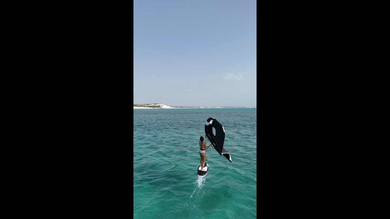 Epic Thursday Wingfoiling Sesh with @_luanaalua_ | XC + Roamer S Adventure #ridecore #wingfoil