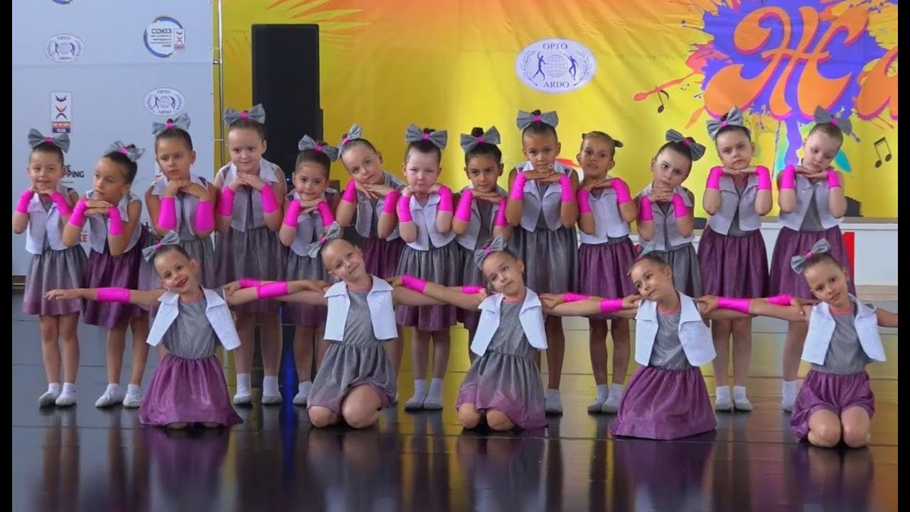 Танц. коллектив "Каприз". ПЕСЕНКА ПРО ПЕСЕНКУ. ПИНГВИНЫ. Курганинск ...