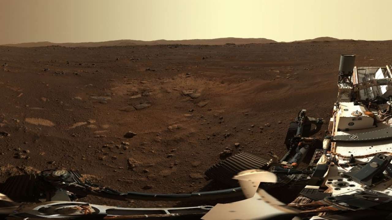 Марсоход Perseverance записал звуки Марса и рассказал о свойствах его атмосферы. Какие звуки слышны на Марсе? Фото.