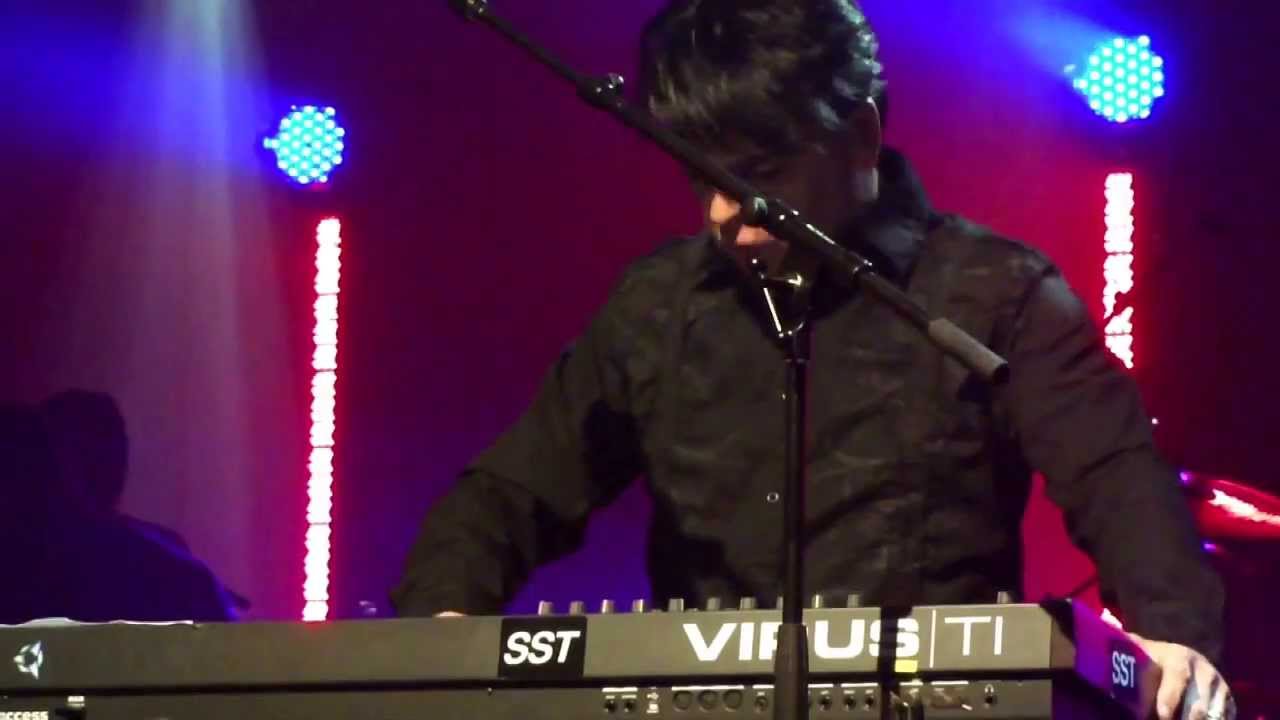 GARY NUMAN - RANDOM - LIVE 2010