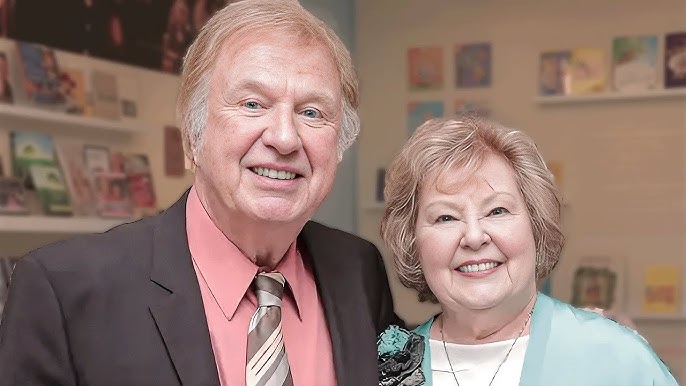 At 90, Bill Gaither's Silent Exit and A Heartfelt Goodbye from Gospel's  Greatest Voice” - YouTube