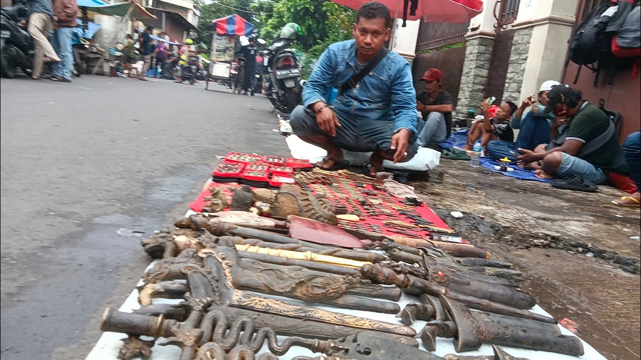 SENJATA LAWASAN KUNO ‼️ JAMAN MAJAPAHIT ‼️ ADA DI PASAR LOAK JATINEGARA|BANG BENI WA 085920328019