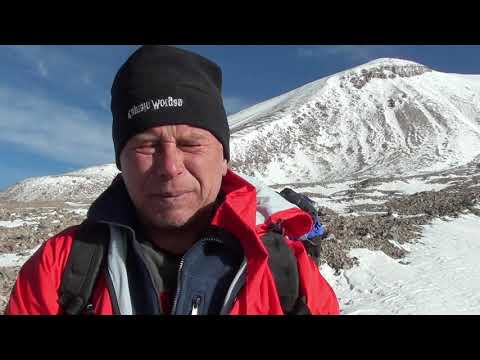 VOLCANOES CHILE - Climbing Láscar Volcano