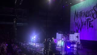 Scoring The End of the World Live- Motionless in White Des Moines, IA 7/18/23