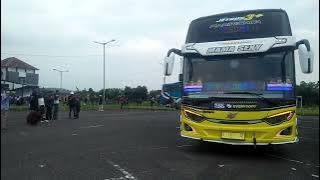 Detik detik bus nafit trans mengular masuk terminal mangkang//bukber 2022