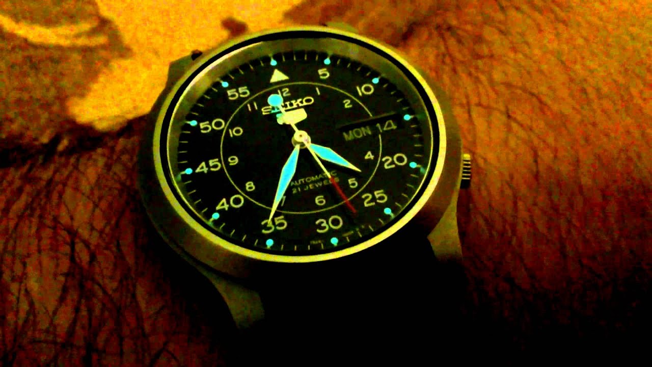 Seiko 5 SNK809 Lume In A Low Light Setting YouTube seiko-5-snk809-lume-in-a-low-light-setting-youtube