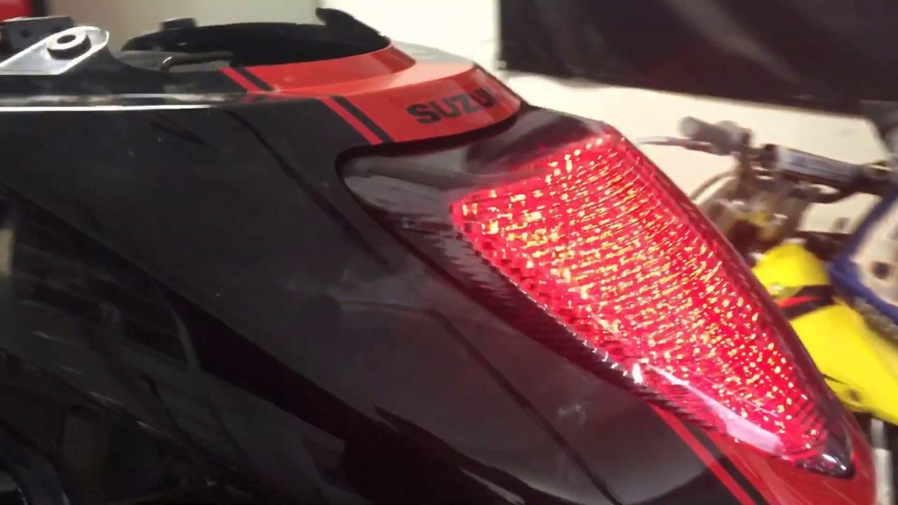 Ep. 5  The “ Black Widow “ Build. Suzuki M109R Raw Design Cycles & Bikemaster Turn Signals Install!!