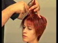 Классическая короткая женская стрижка.Women's short haircut