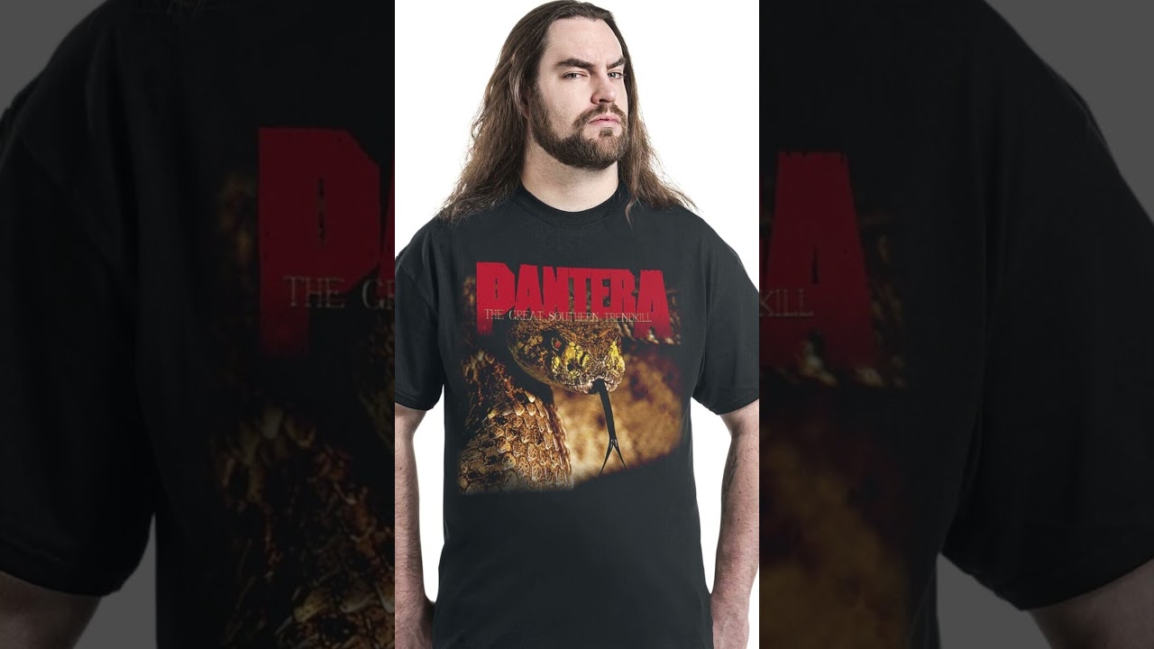 ФАНАТ ПОЖЕРТВОВАЛ ЛИЦОМ РАДИ ОБЛОЖКИ 