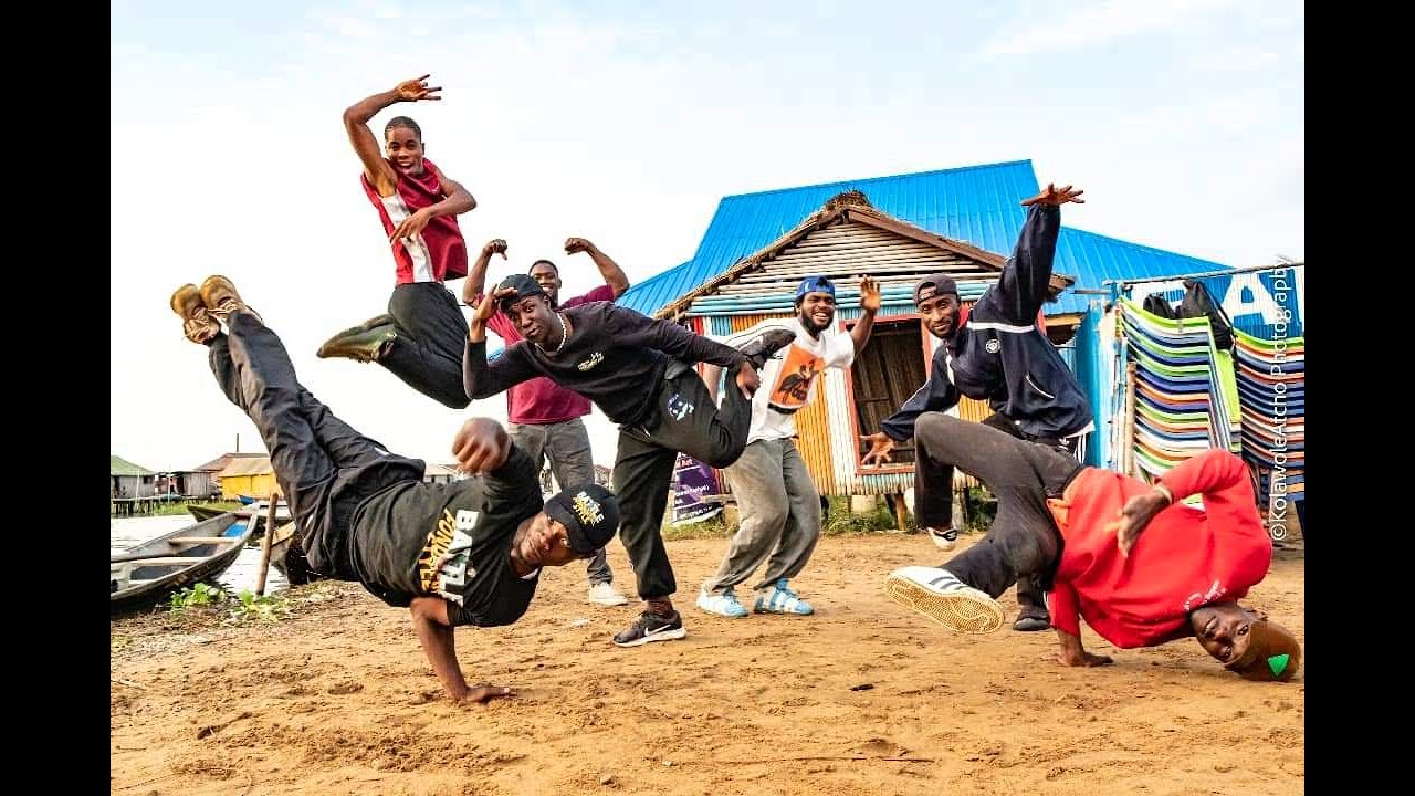 OMI Ganvié_Démo Breakdance XFA_Xwénusu Fondament'Art_Implantation Territoriale Cité Lacustre_IFB