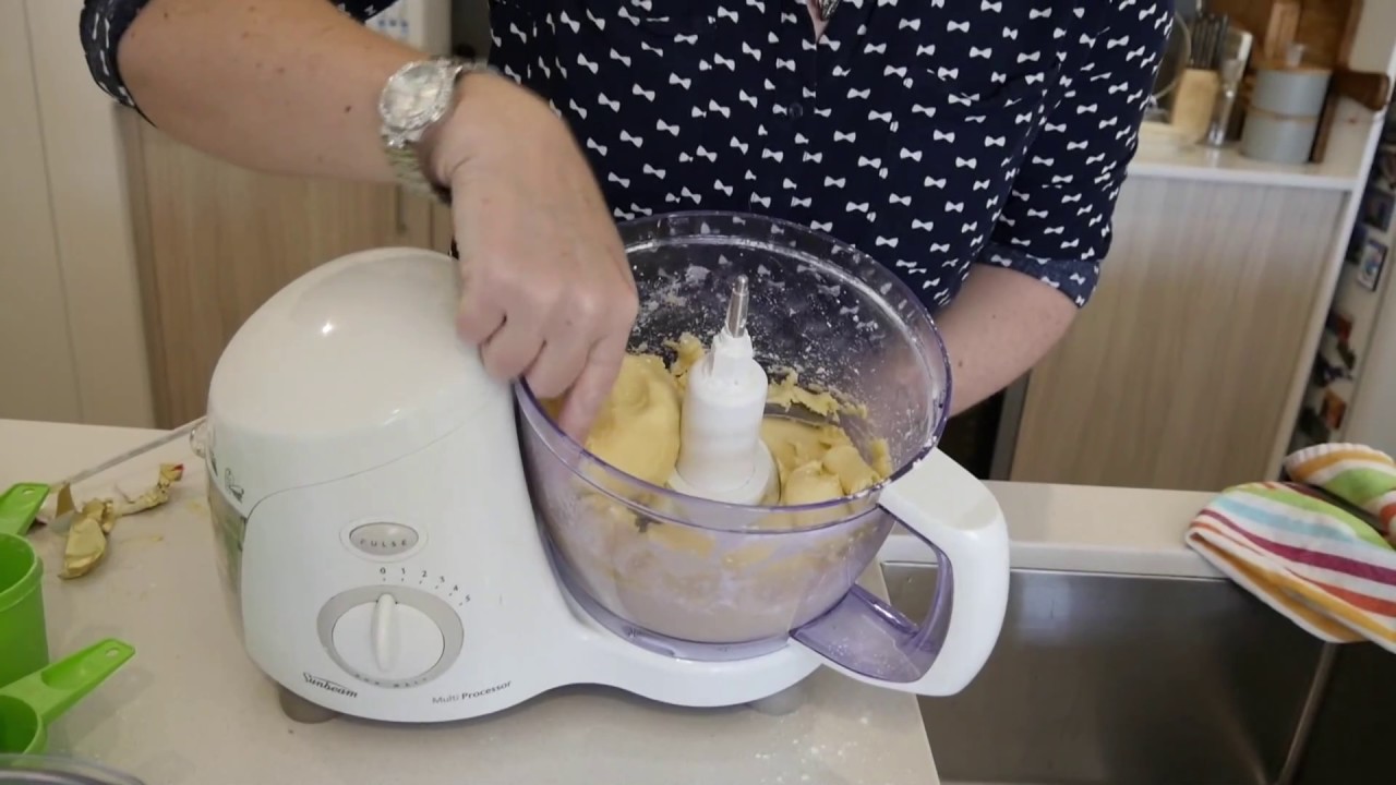 Macadamia Shortbread - YouTube