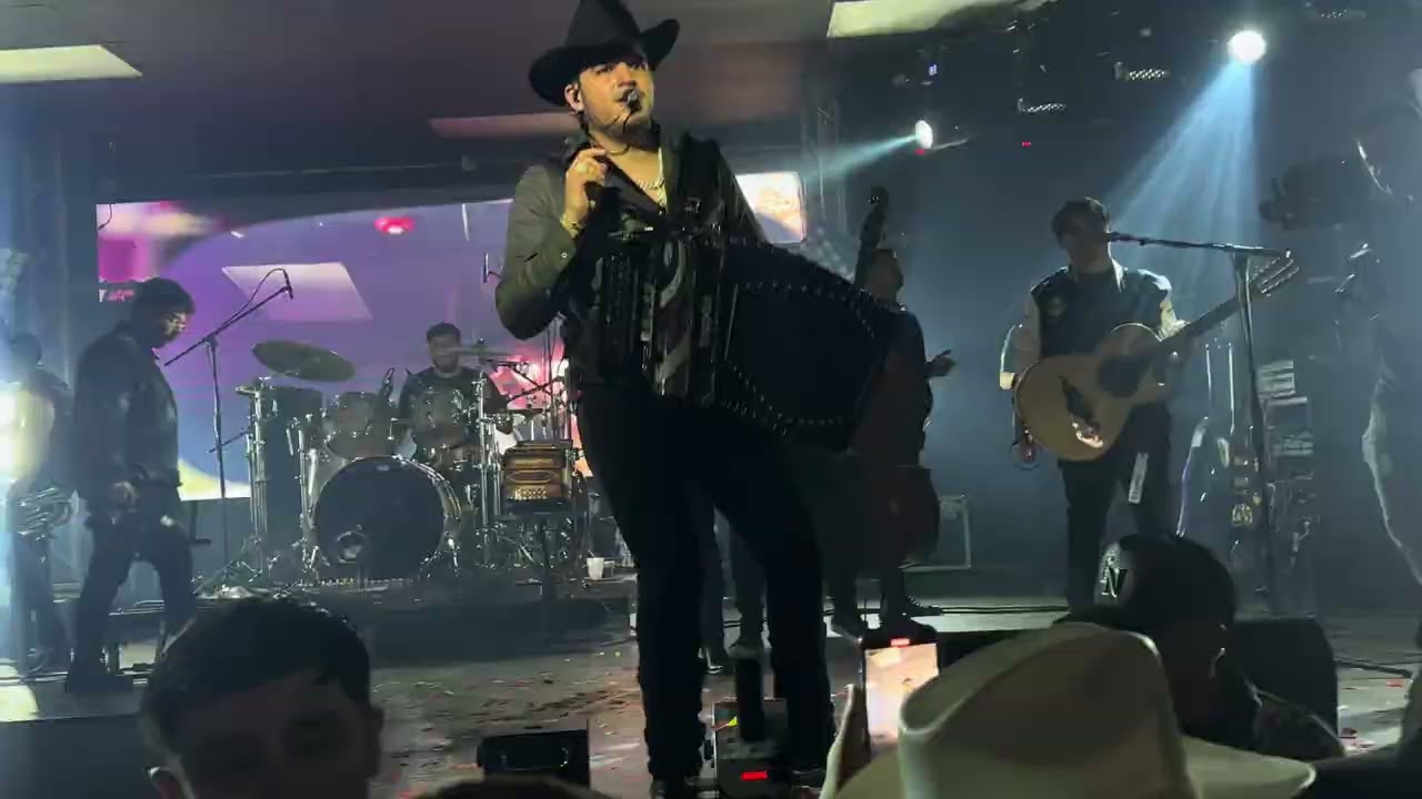 Edgardo Núñez En Vivo Desde Tulsa, Oklahoma (Imperio)