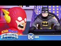 DC Super Friends En Latino | ¡Los niños reaccionan! Una carrera contra el crimen | DC Kids