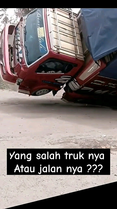 truk oleng terbalik #truk #cctvtruk