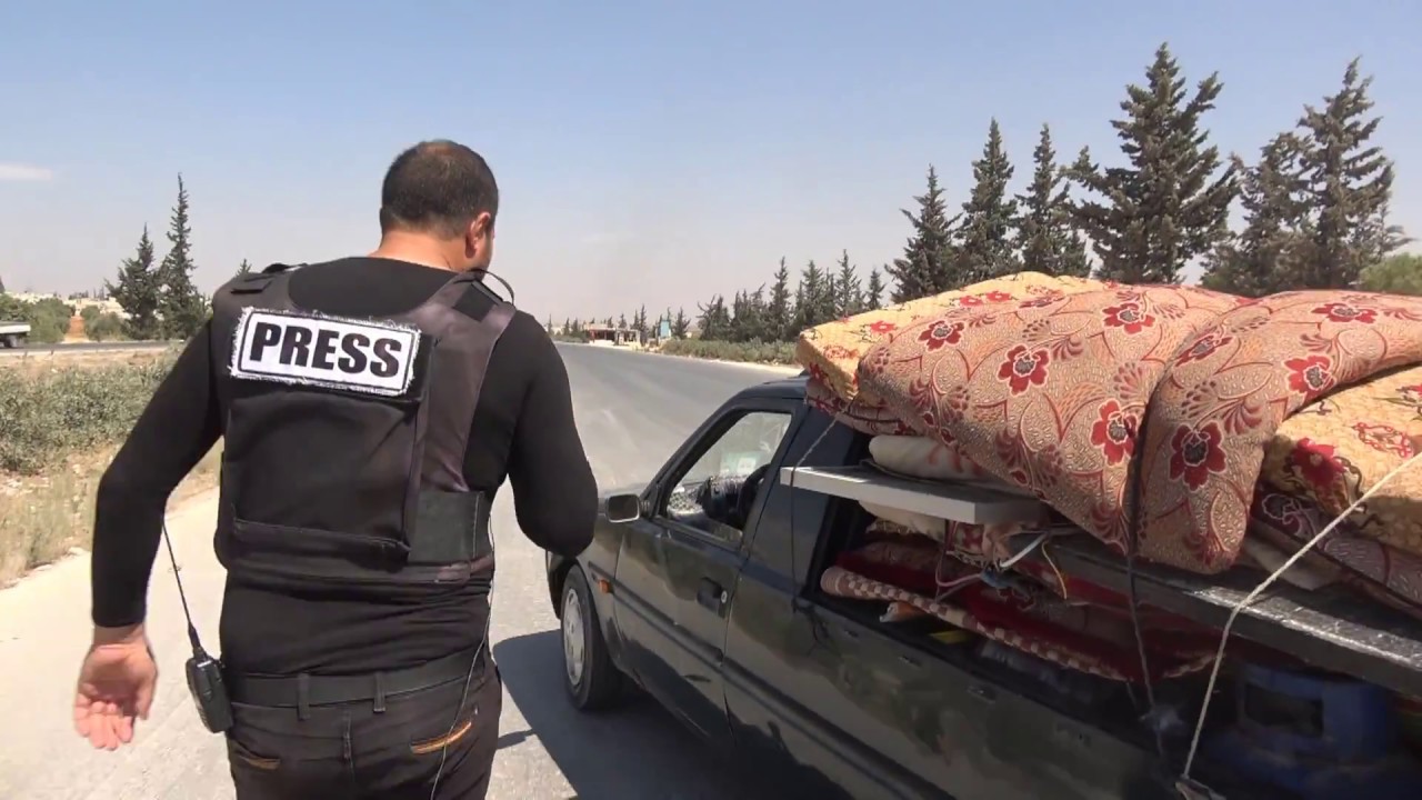 استمرار نزوح العائلات من ريف ادلب الجنوبي الى الحدود الشمالية