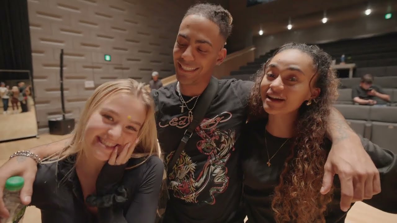 A Day in Rehearsals – Tour Prep with Now United 🎤💫