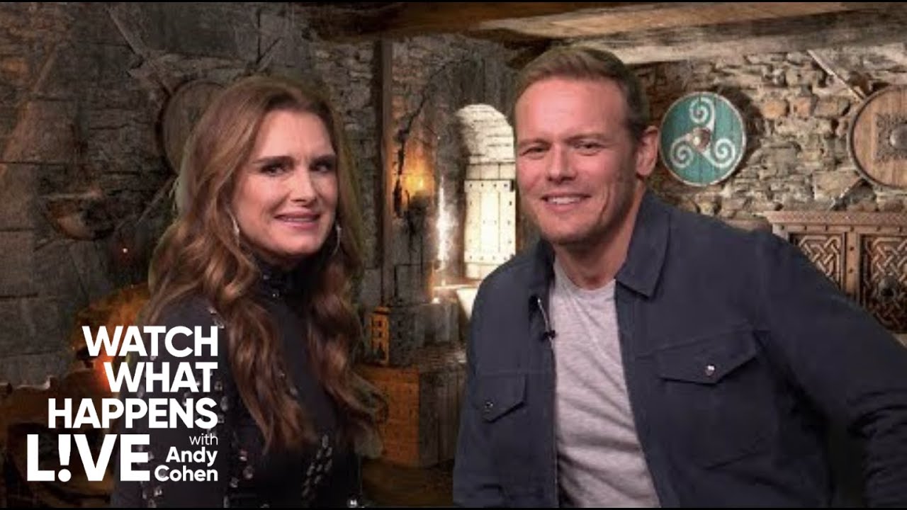 Brooke Shields & Sam Heughan Reenact an Outlander Scene | WWHL