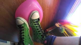 Anger & Anxiety Coping Skill #1 STOMPING A BALLOON ON THE CEILING | Riddler Converse Make It Whacky