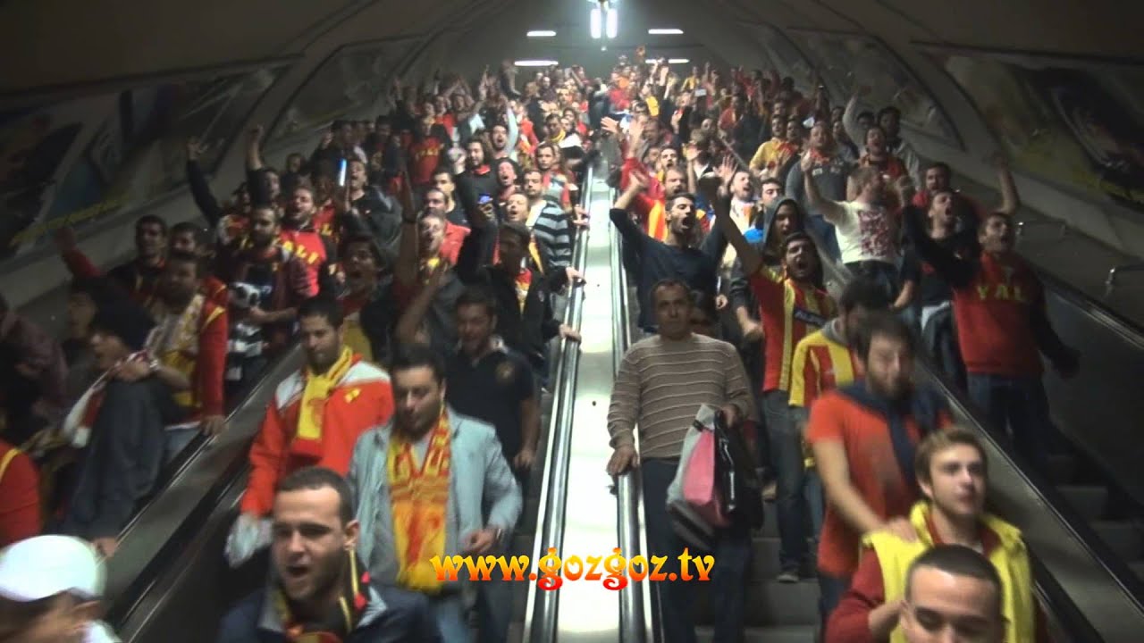 Karşıyaka - Göztepemiz | Göztepeliler Üçyol Metro'da | GözGöz Tv HD