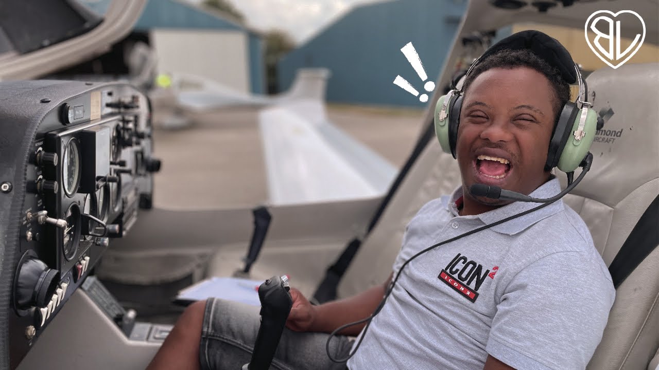 MAG BILAL DE PILOOT HELPEN MET VLIEGEN!!! VLOG 213 YouTube MAG BILAL DE PILOOT HELPEN MET VLIEGEN!!! VLOG 213 YouTube