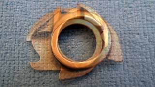 See a Singer model 401A, 403A, 404, 500A, 503A bobbin case #172082 in closeup pictures.