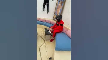 Thumbnail of WORK with our beloved friend Juicy Romance 🧏‍♂️ #electronica #humor #electronicmusic #dance