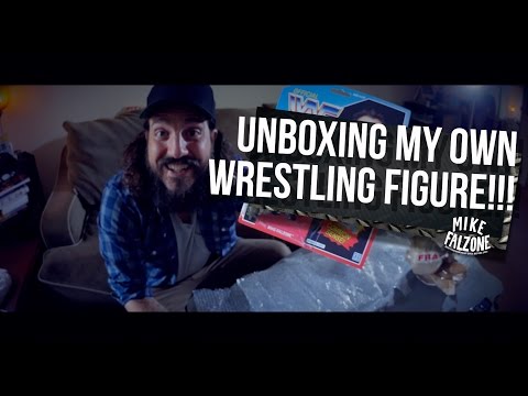 My very own WRESTLING FIGURE! | UNBOXING