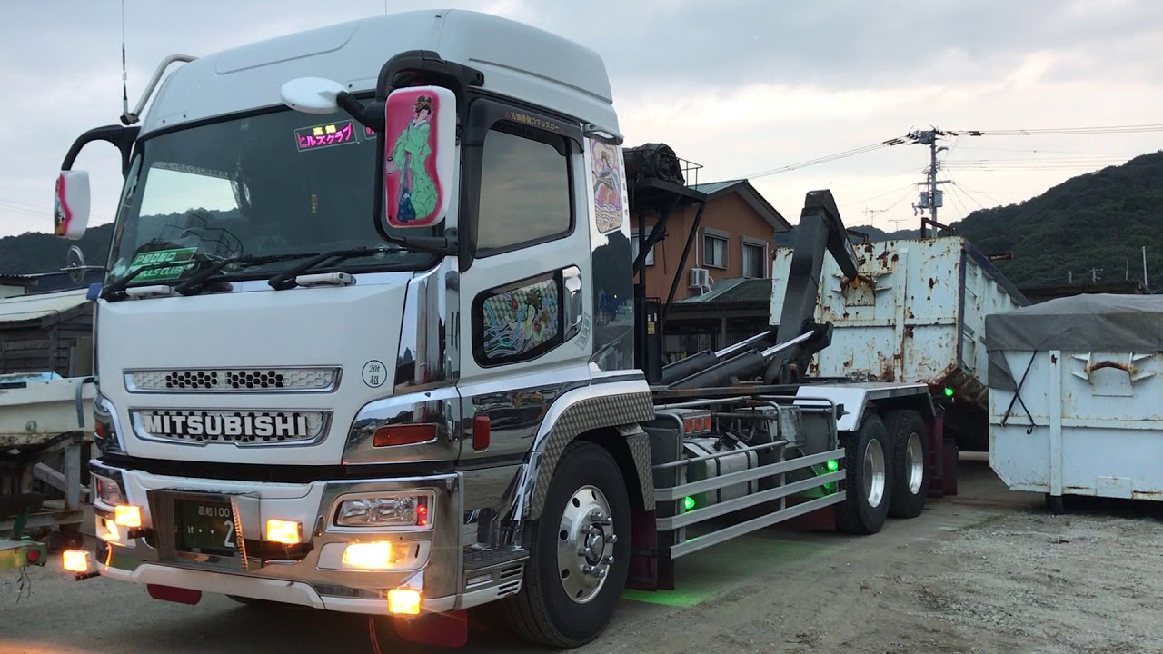 トラック野郎しんちゃん　本命アームロールでお仕事してます