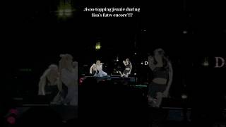 Jisoo and jennie are you crazy??? #jisoo #jennie #blackpink