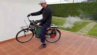 Steam bicycle.  Bicicleta movida a vapor Fonte Coberta Barcelos.