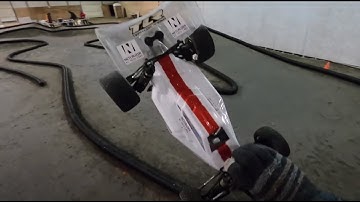 Last Lap Surprise! TLR 22 5.0 DC Elite 2WD Buggy Racing B-MAIN - Netcruzer RC