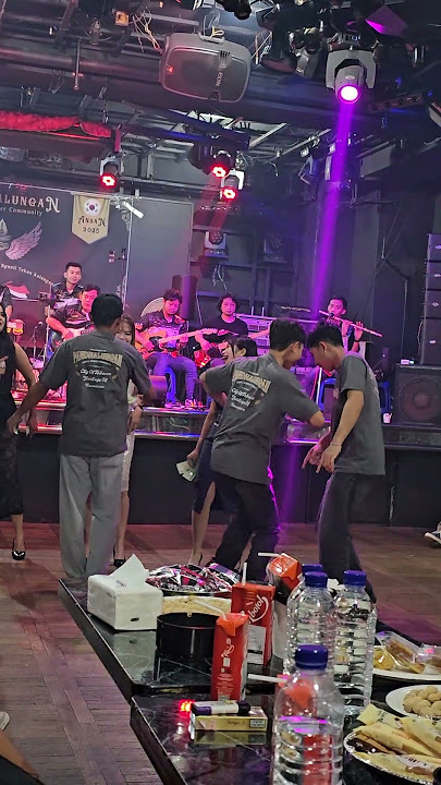 JOGEDNYA BIKIN NGAKAK GOKIL ABIS #anakrantau #tkikorea #koreadisekitarmu #dangdut