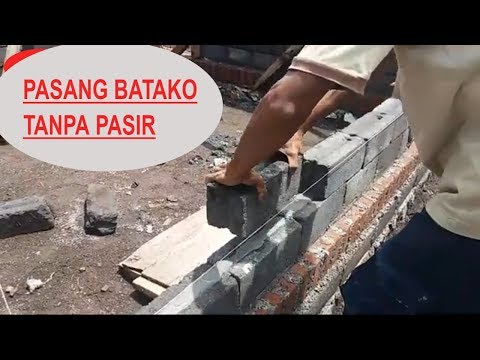 Video: Bisakah Anda memasang papan buku besar ke batu bata?