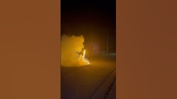 Stage 2 strobe rocket and m1000 2021 fireworks