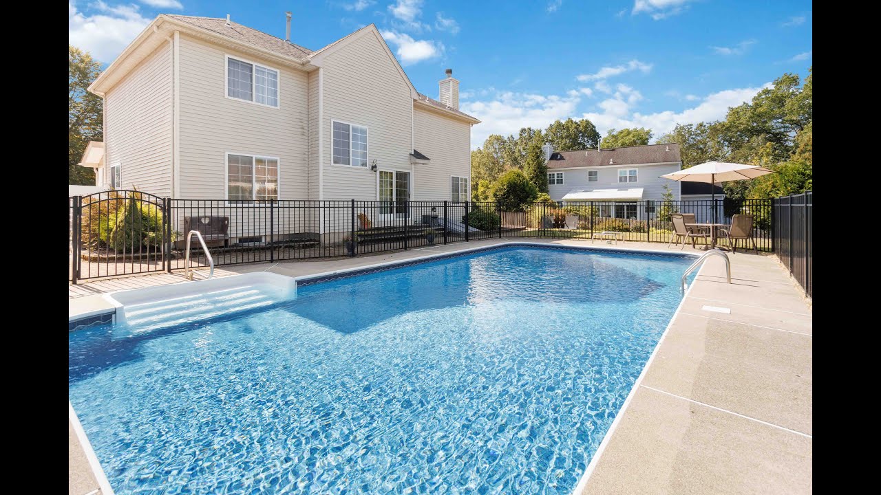 30 Little Doe Run, Jefferson, NJ 07438