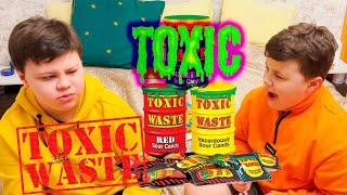 Купили самые Кислые жвачки и конфеты в магазине! Toxic waste! Бомбсы! Японские семечки! Xylitol!