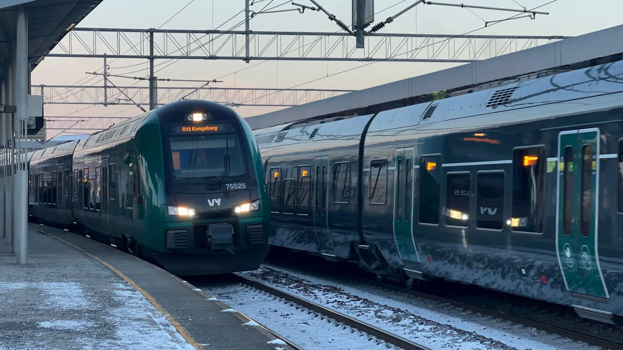 Trains at Lysaker station (Vy, Flytoget, Go-Ahead Nordic & OnRail)