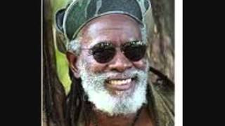 Burning Spear-We are going (live) chords