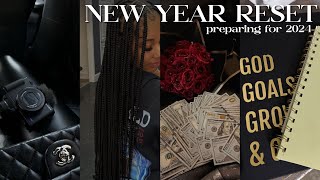 THE ULTIMATE NEW YEAR RESET 2024 ☆ | doing a vision board, cleaning my apartment &amp;  panning