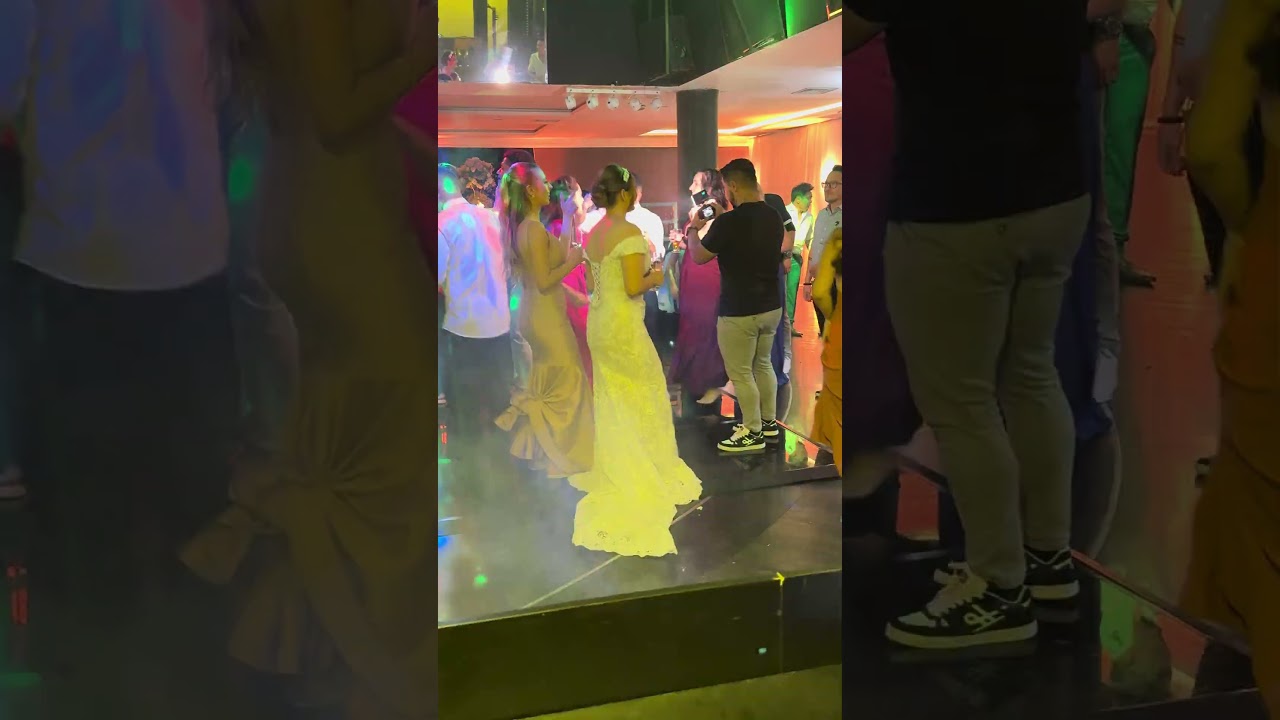 DJ