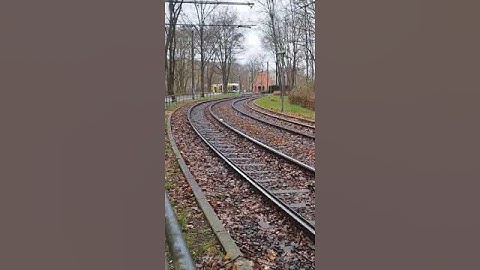 Ein Dienst, zwei Fahrzeuge. #Flexity #wirsindbvg #F8E #straßenbahn #tram #train #zug #züge #trains