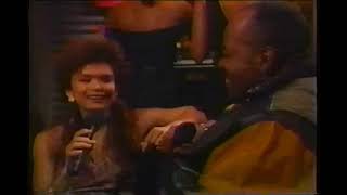 Carl Winslow raps (Reginald VelJohnson) with Nia Peeples on The Party Machine